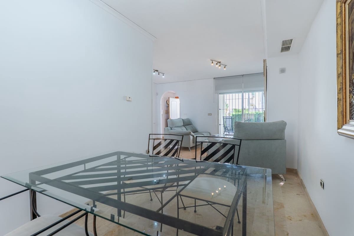 3 soverom Hus til salgs i El Rosario med svømmebasseng garasje - € 790 000 (Ref: 9670456)