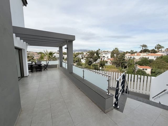 3 slaapkamer Villa te koop in Riviera del Sol, Mijas met zwembad garage - € 849.000 (Ref: 9670457)