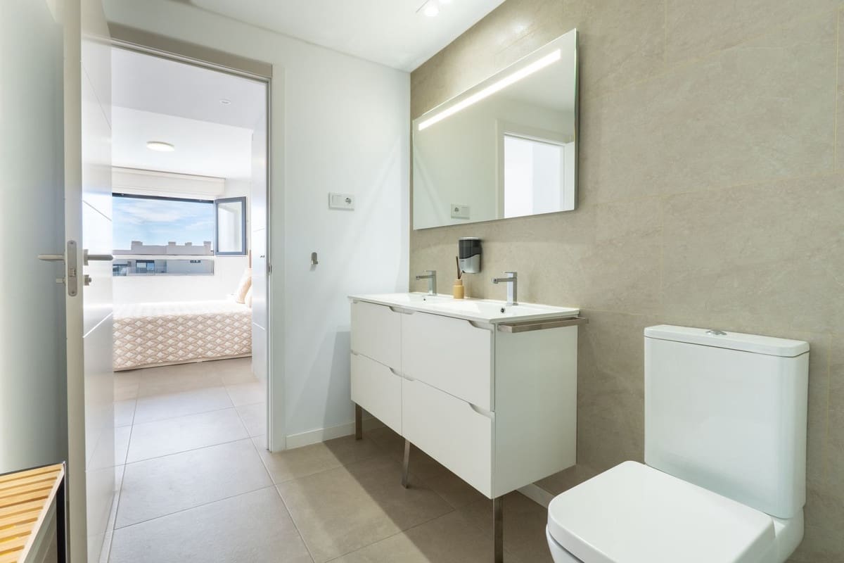 Casa de 4 habitaciones en La Cala de Mijas en venta con piscina garaje - 899.000 € (Ref: 9670458)