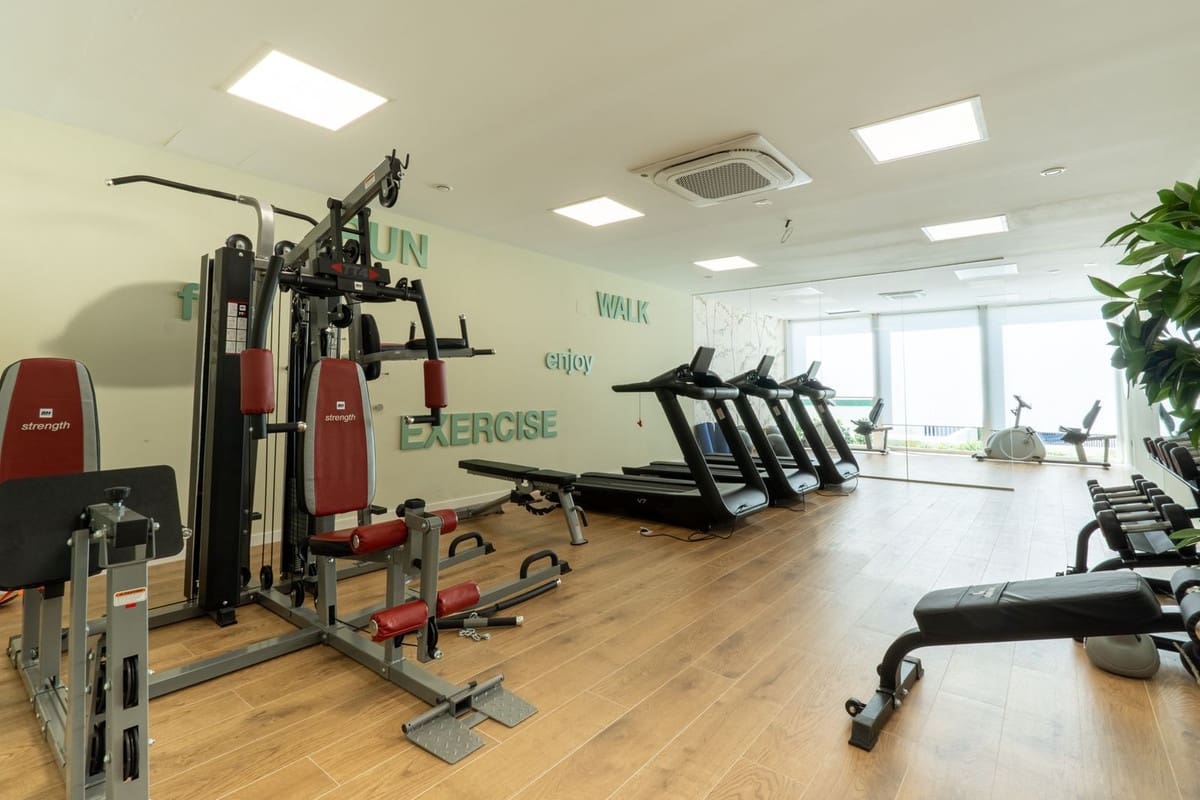 Casa de 4 habitaciones en La Cala de Mijas en venta con piscina garaje - 899.000 € (Ref: 9670458)