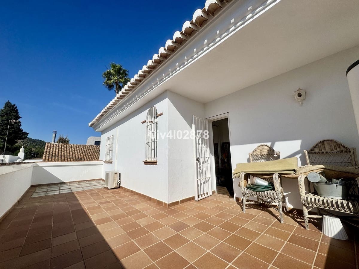 4 slaapkamer Villa te koop in Torremolinos met zwembad garage - € 830.000 (Ref: 9670461)