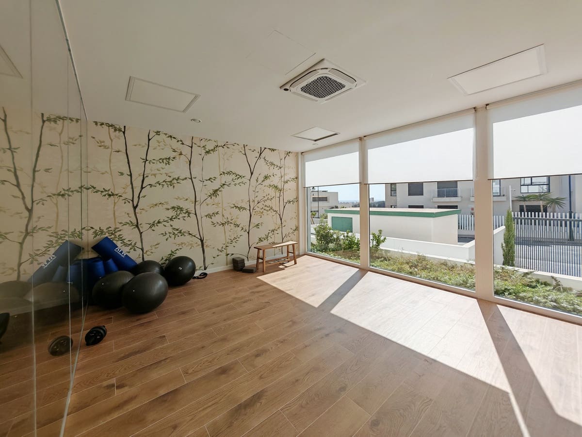 4 Zimmer Haus zu verkaufen in La Cala de Mijas mit Pool - 795.000 € (Ref: 9670462)