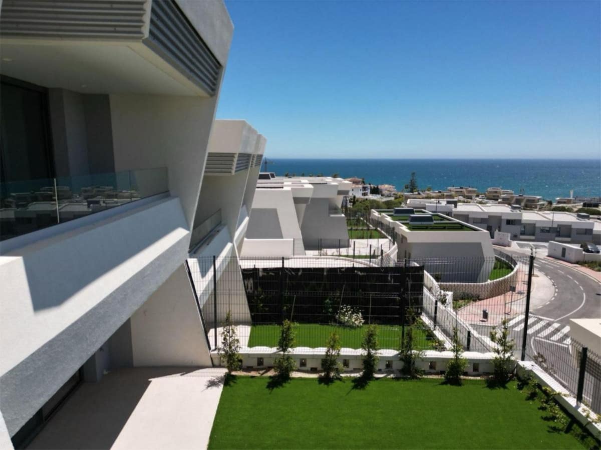 3 bedroom Townhouse for sale in La Cala de Mijas with pool - € 828,450 (Ref: 9670463)