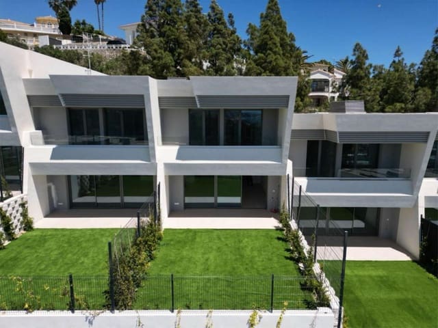 3 sovrum Hus till salu i La Cala de Mijas, Mijas med pool - 828 450 € (Ref: 9670463)