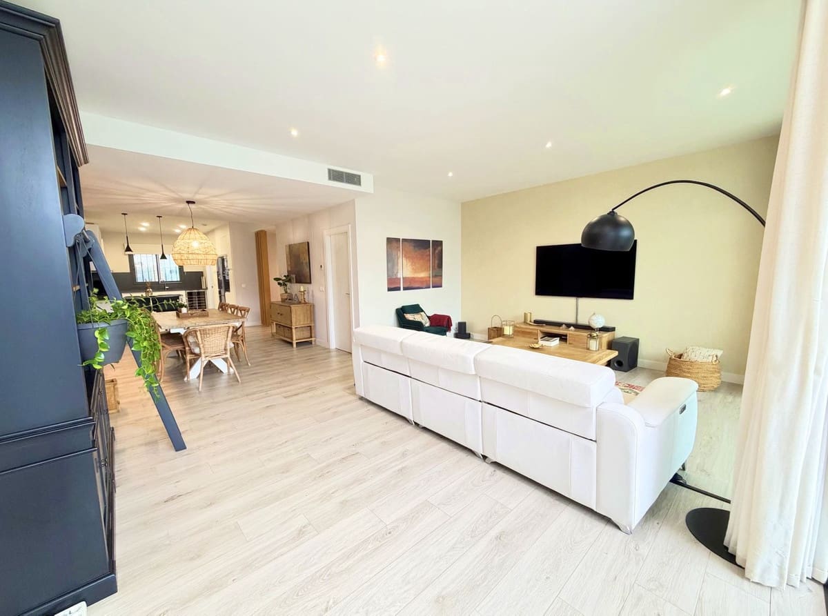 3 slaapkamer Huis te koop in San Roque met zwembad garage - € 765.000 (Ref: 9670465)