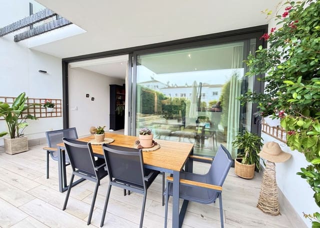 3 slaapkamer Huis te koop in San Roque Pueblo, San Roque met zwembad garage - € 765.000 (Ref: 9670465)