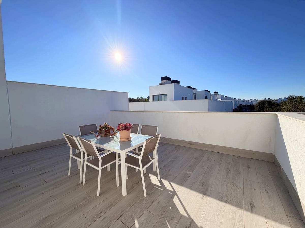 3 slaapkamer Huis te koop in San Roque met zwembad garage - € 765.000 (Ref: 9670465)