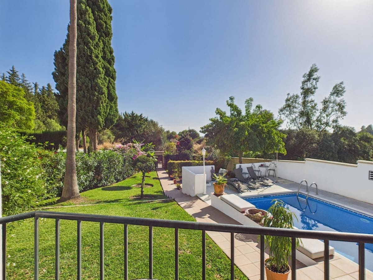 4 sypialnia Willa na sprzedaż w El Padron z basenem garażem - 795 000 € (Ref: 9670466)