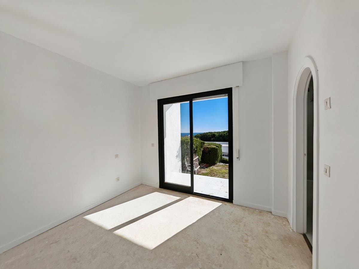 2 bedroom Townhouse for sale in Cabopino with pool - € 750,000 (Ref: 9670467)