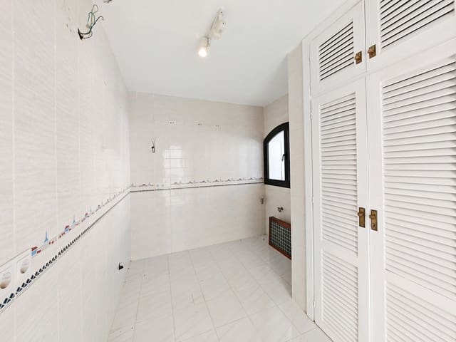 2 soveværelse Byhus til salg i Cabopino, Marbella med swimmingpool - € 750.000 (Ref: 9670467)