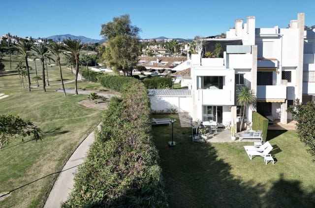 3 soverom Hus til salgs i La Dama de Noche - La Alzambra, Marbella med svømmebasseng - € 799 000 (Ref: 9670472)