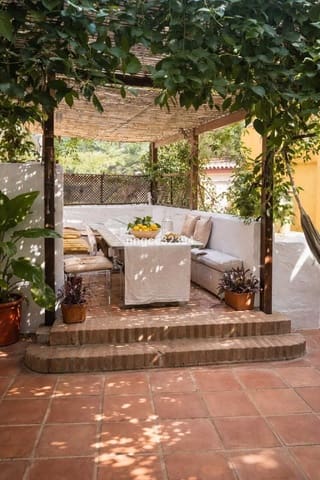 4 quarto Moradia Geminada para venda em Benahavís pueblo, Benahavís com piscina garagem - 775 000 € (Ref: 9670473)