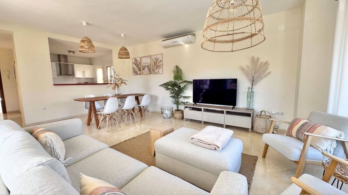 3 sovrum Villa till salu i Riviera del Sol med pool - 730 000 € (Ref: 9670481)