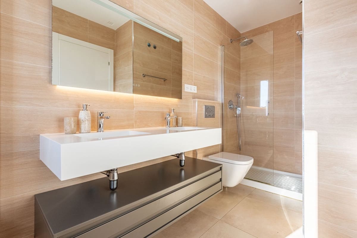 3 quarto Casa em Banda para venda em Calahonda com piscina garagem - 729 000 € (Ref: 9670482)