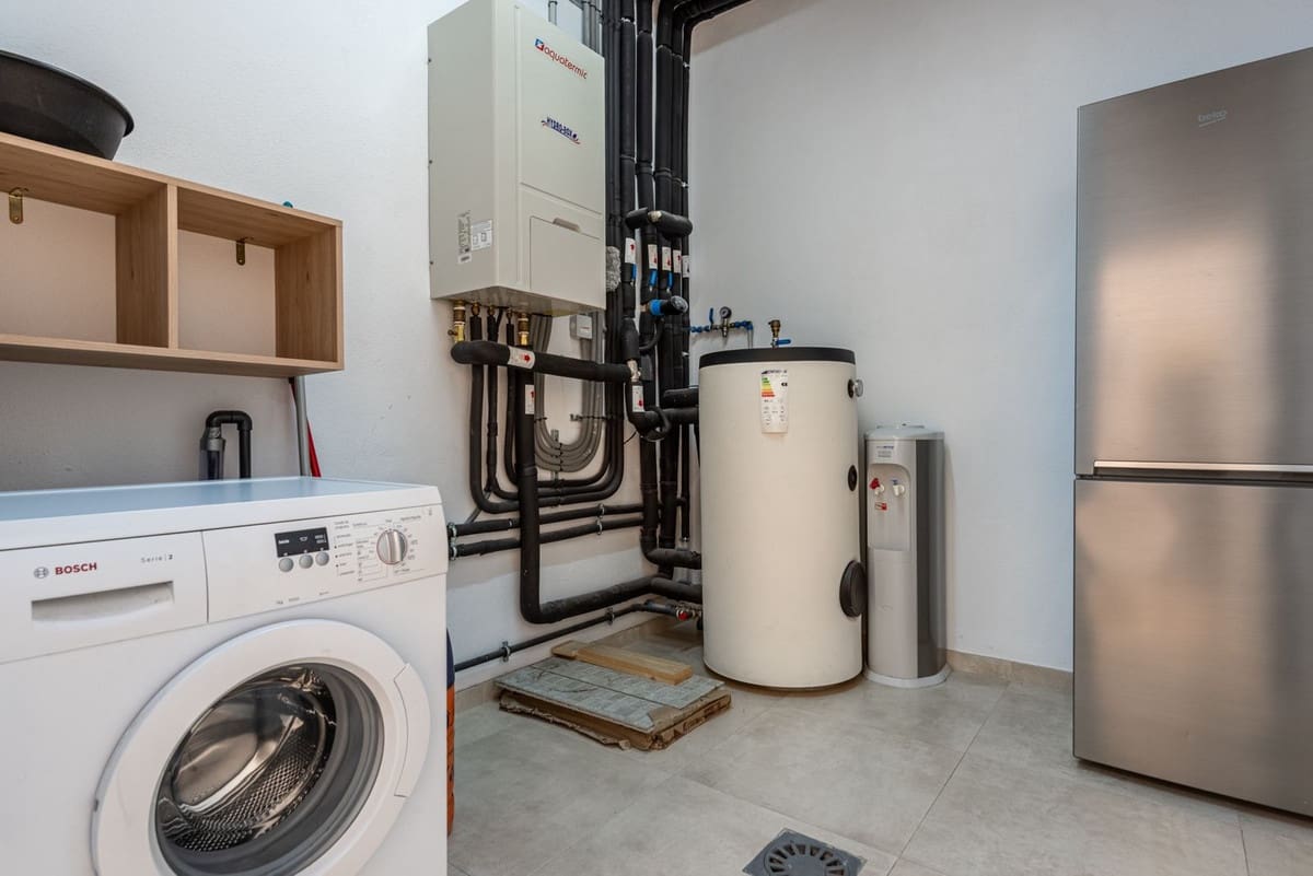 3 quarto Casa em Banda para venda em Calahonda com piscina garagem - 729 000 € (Ref: 9670482)