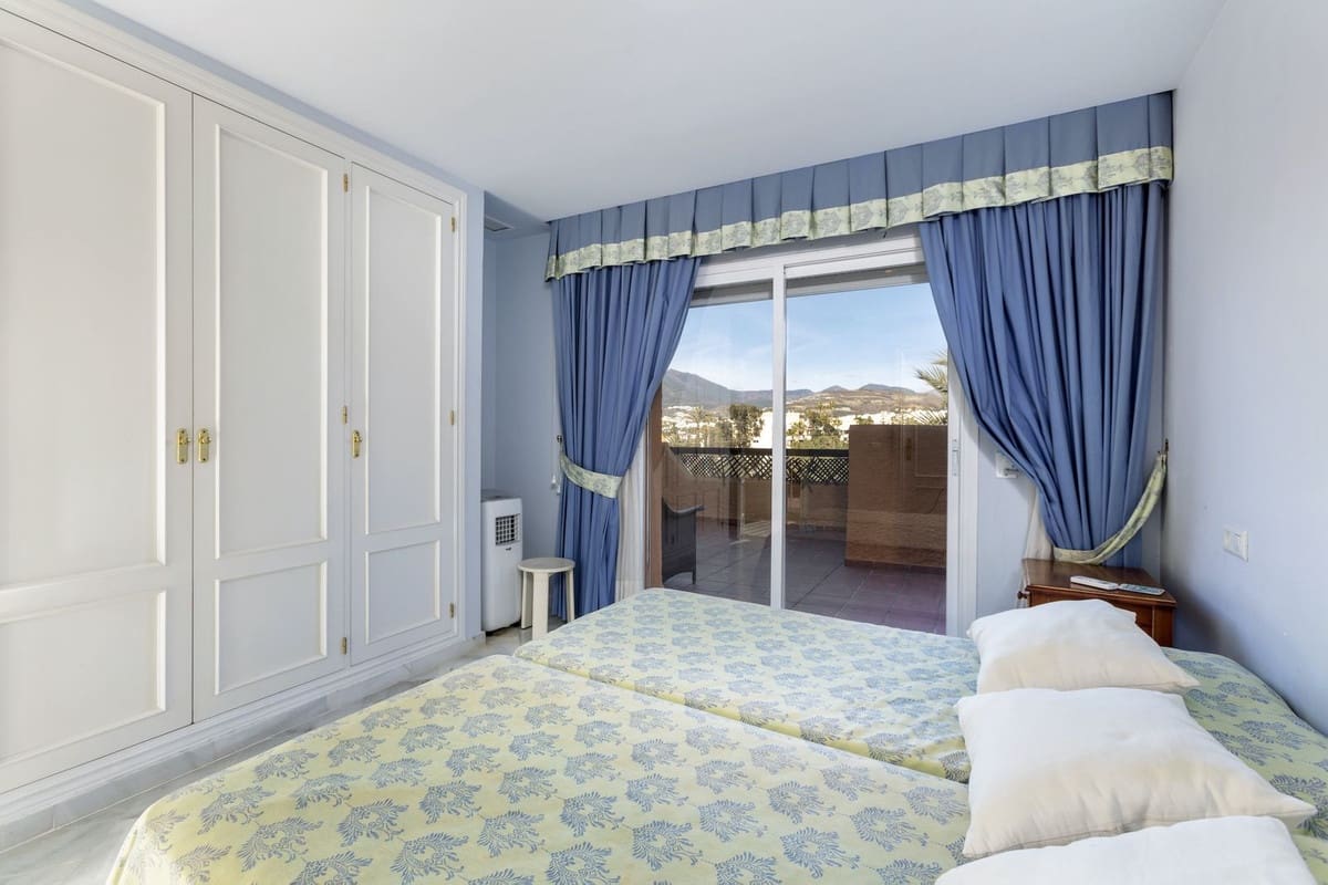 3 sovrum Hus till salu i Nueva Andalucia med pool garage - 845 000 € (Ref: 9670483)