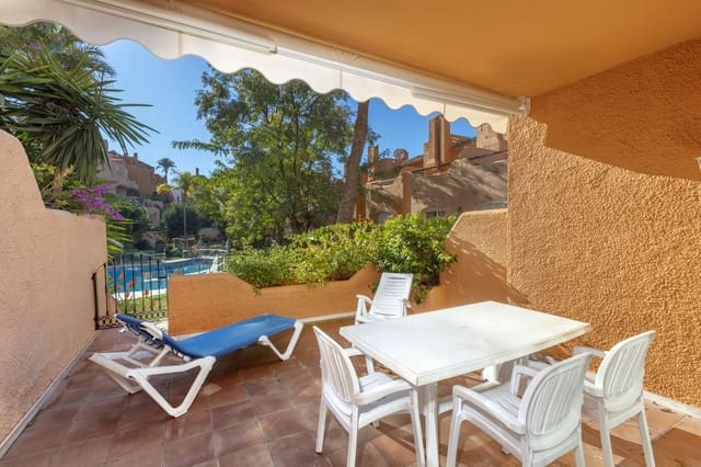 3 quarto Casa em Banda para venda em La Dama de Noche - La Alzambra, Marbella com piscina garagem - 775 000 € (Ref: 9670483)