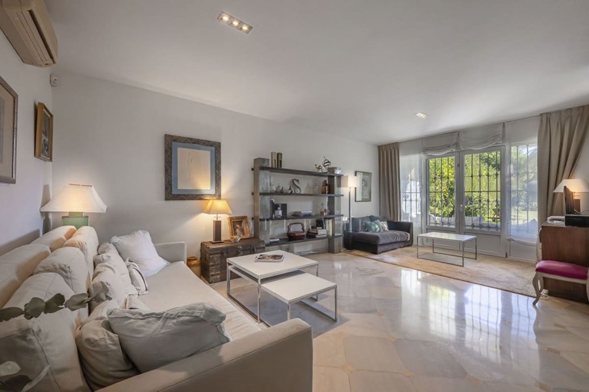 3 Zimmer Doppelhaus zu verkaufen in Guadalmina - 895.000 € (Ref: 9670485)