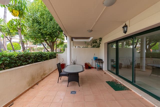 4 Zimmer Haus zu verkaufen in Centro, Estepona mit Pool - 850.000 € (Ref: 9670486)