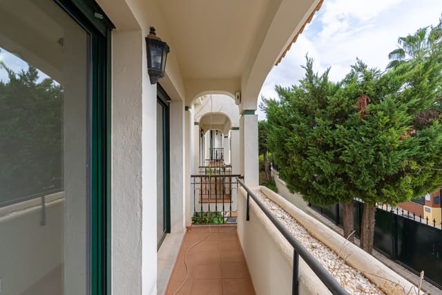 4 soverom Hus til salgs i Centro, Estepona med svømmebasseng - € 850 000 (Ref: 9670486)