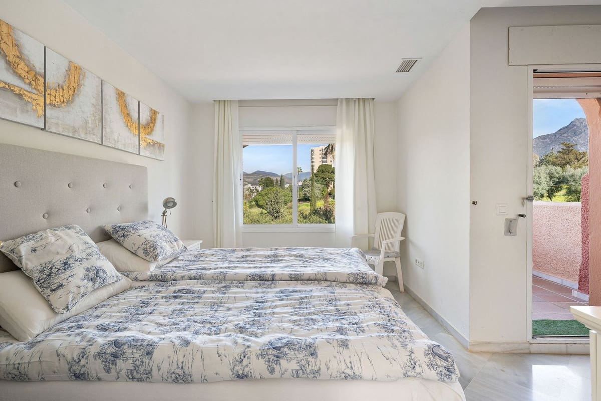 Casa de 3 habitaciones en Nueva Andalucia en venta con piscina garaje - 795.000 € (Ref: 9670487)