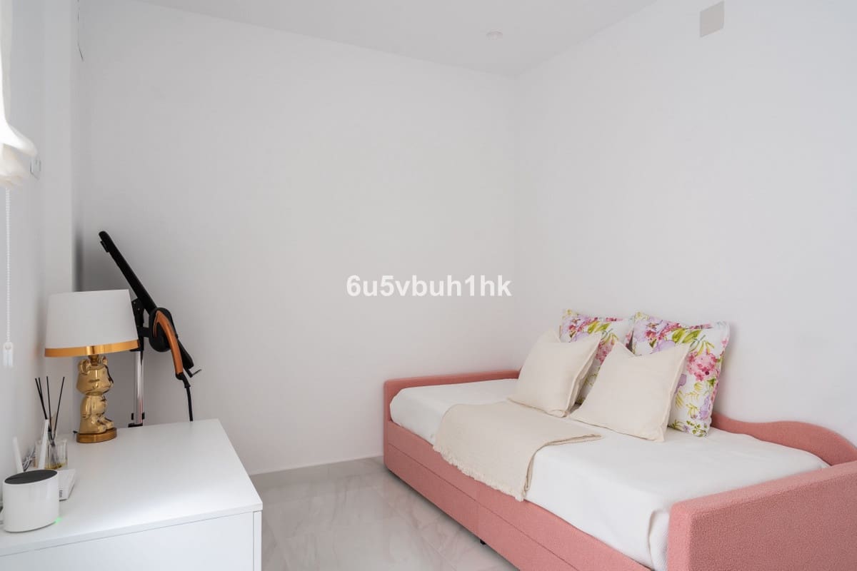 Casa de 4 habitaciones en La Mairena en venta con piscina - 850.000 € (Ref: 9670488)