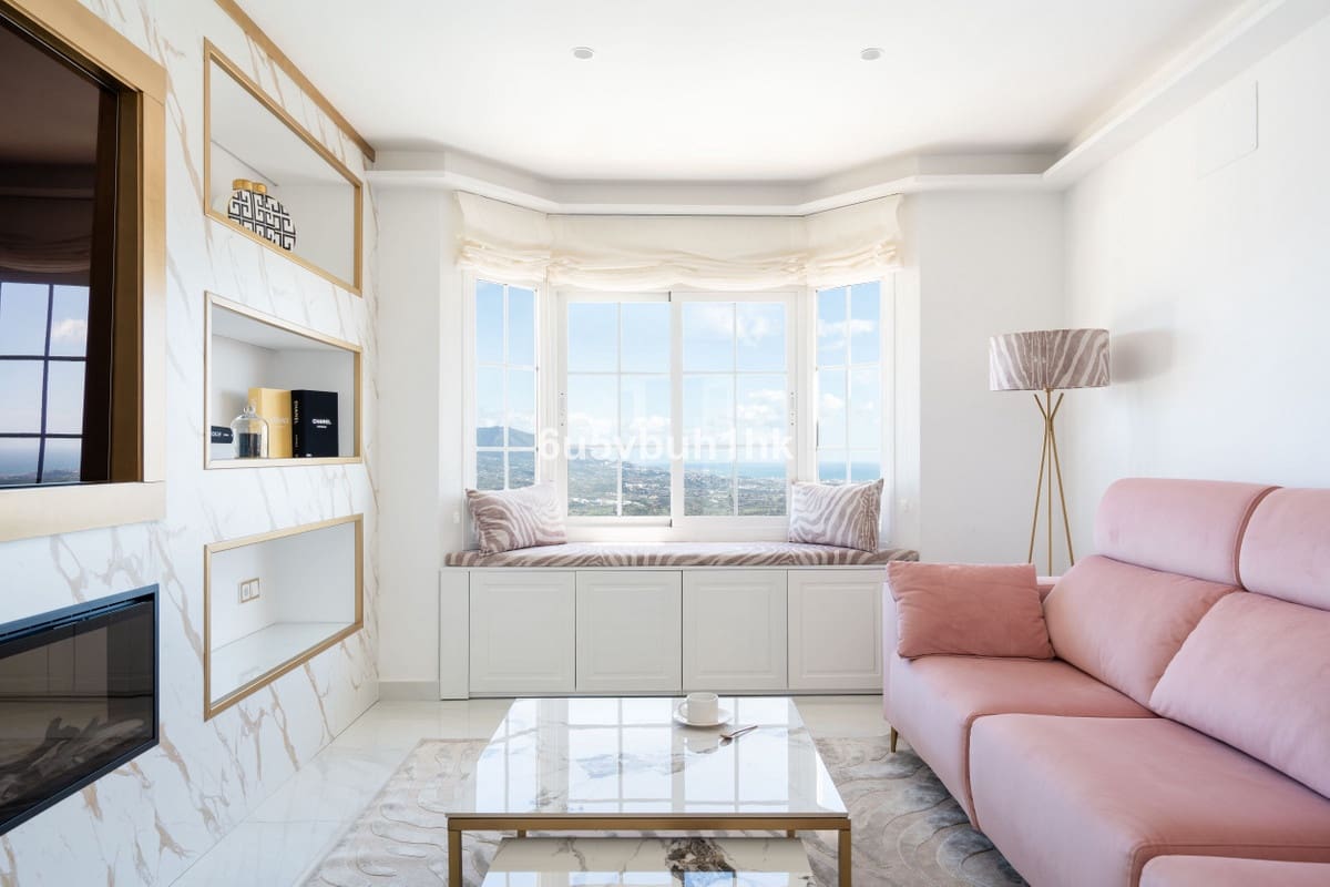 Casa de 4 habitaciones en La Mairena en venta con piscina - 850.000 € (Ref: 9670488)