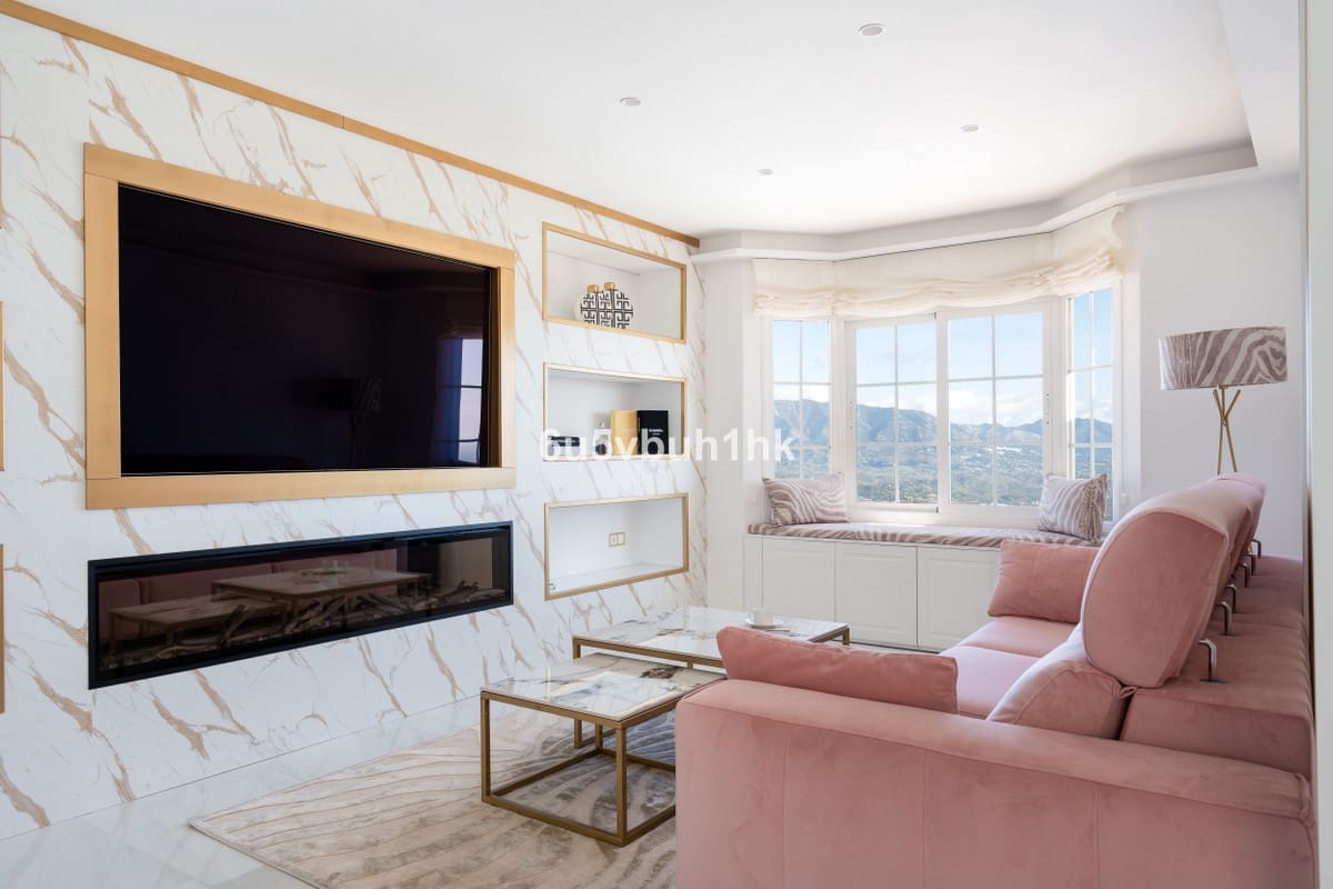 Casa de 4 habitaciones en La Mairena en venta con piscina - 850.000 € (Ref: 9670488)