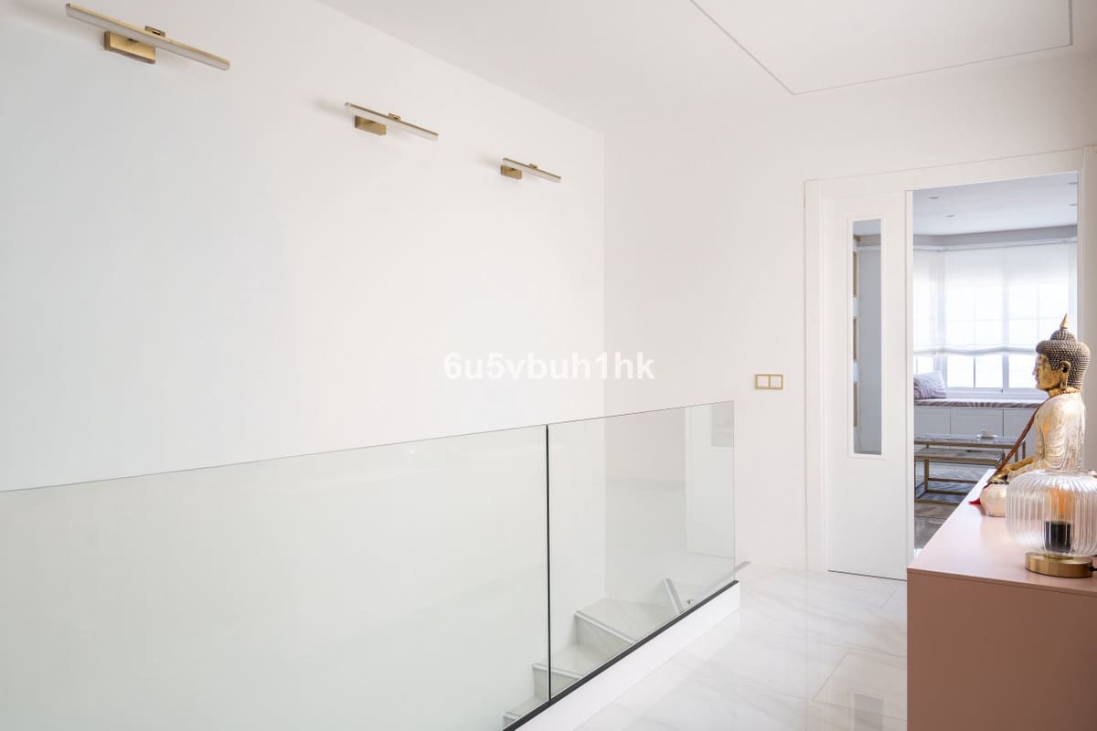 Casa de 4 habitaciones en La Mairena en venta con piscina - 850.000 € (Ref: 9670488)