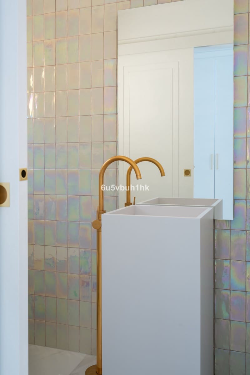 Casa de 4 habitaciones en La Mairena en venta con piscina - 850.000 € (Ref: 9670488)