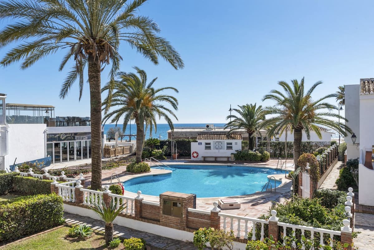 3 bedroom Townhouse for sale in La Cala de Mijas with pool - € 875,000 (Ref: 9670489)