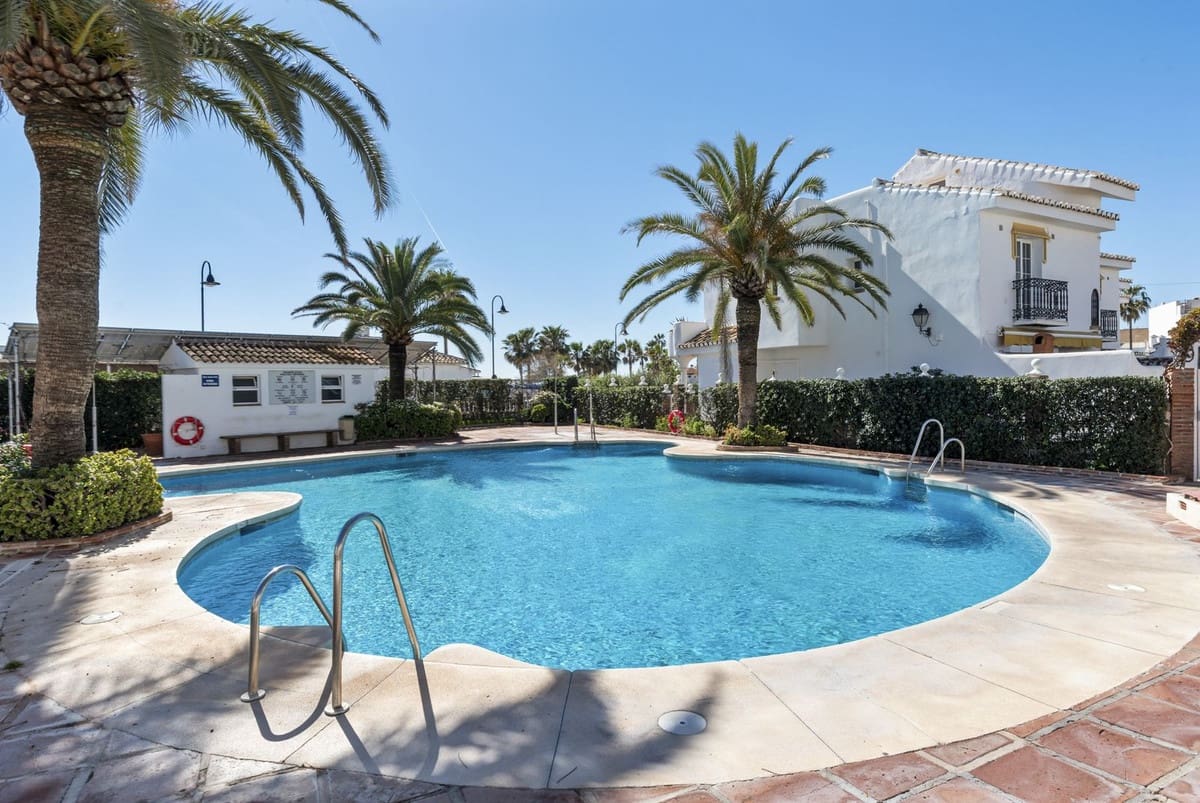 3 bedroom Townhouse for sale in La Cala de Mijas with pool - € 875,000 (Ref: 9670489)