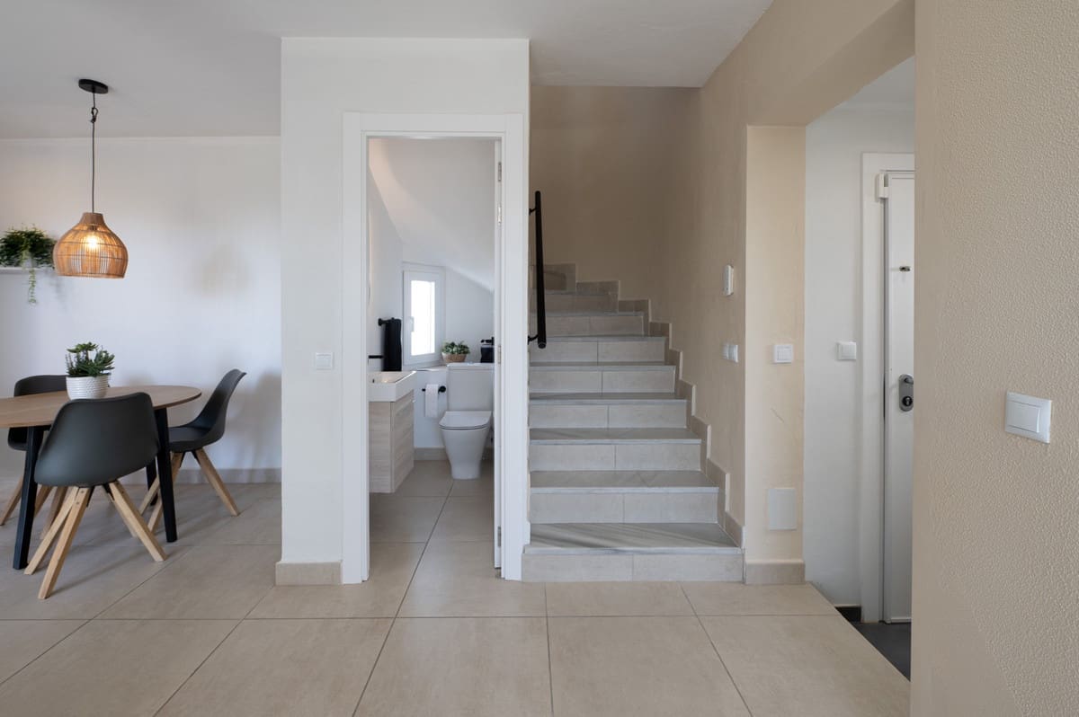 2 Zimmer Haus zu verkaufen in Miraflores mit Pool - 745.000 € (Ref: 9670490)