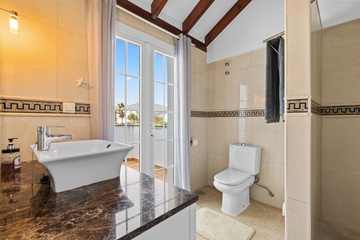 3 sypialnia Dom na sprzedaż w Guadalmina - 799 000 € (Ref: 9670492)