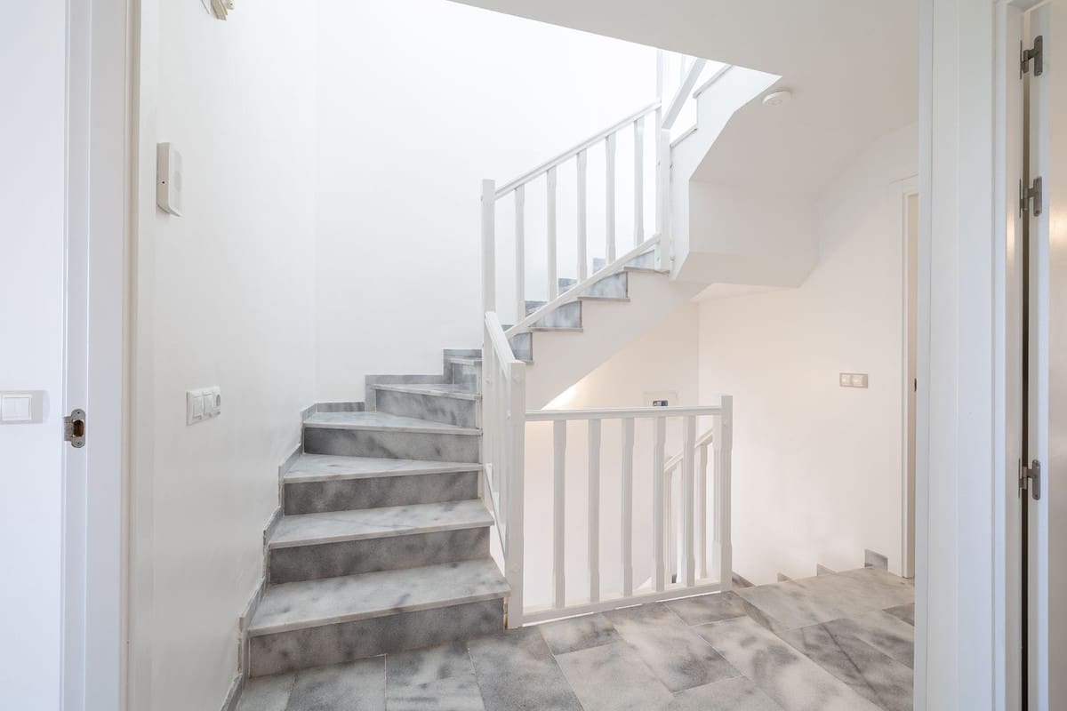 3 Zimmer Haus zu verkaufen in Fuengirola mit Pool - 589.000 € (Ref: 9670495)