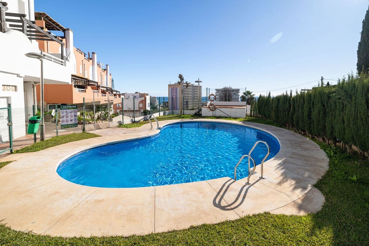 3 Zimmer Haus zu verkaufen in Fuengirola mit Pool - 589.000 € (Ref: 9670495)
