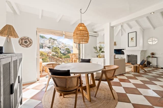 2 quarto Casa em Banda para venda em La Heredia, Benahavís com piscina - 525 000 € (Ref: 9670496)