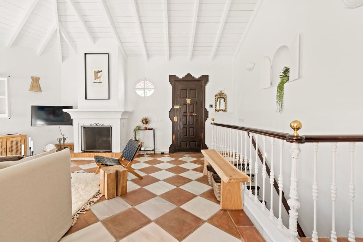 2 quarto Casa em Banda para venda em La Heredia com piscina - 525 000 € (Ref: 9670496)