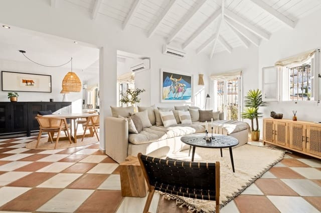 2 quarto Casa em Banda para venda em La Heredia, Benahavís com piscina - 525 000 € (Ref: 9670496)