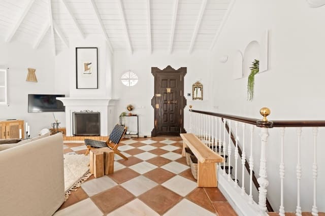 2 quarto Casa em Banda para venda em La Heredia, Benahavís com piscina - 525 000 € (Ref: 9670496)