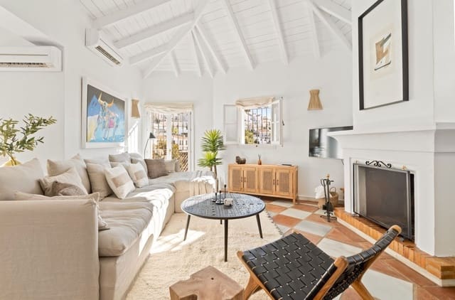 2 quarto Casa em Banda para venda em La Heredia, Benahavís com piscina - 525 000 € (Ref: 9670496)