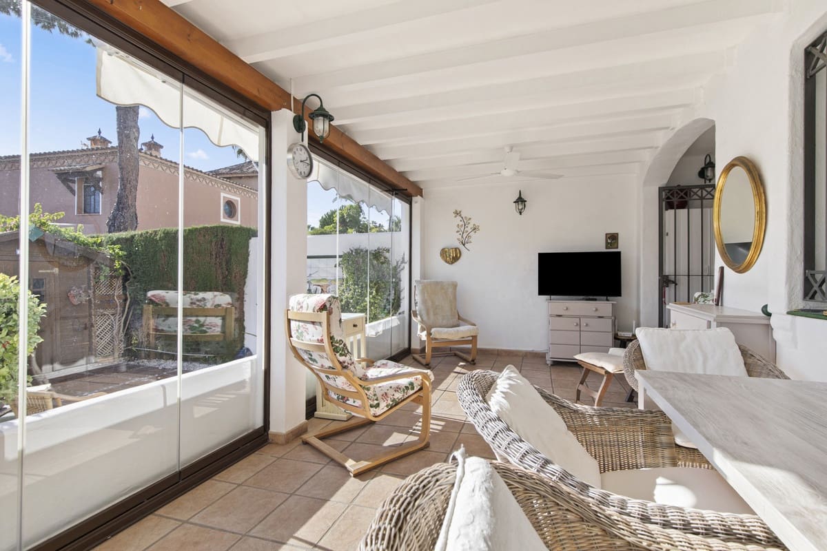3 soveværelse Byhus til salg i Estepona med swimmingpool - € 665.000 (Ref: 9670497)