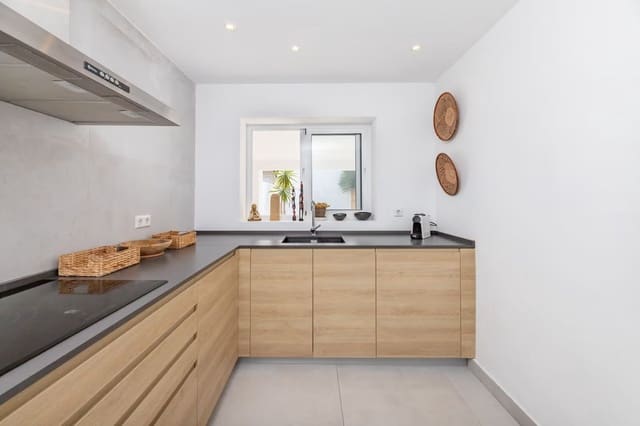 2 sypialnia Dom na sprzedaż w Elviria, Marbella - 585 000 € (Ref: 9670500)