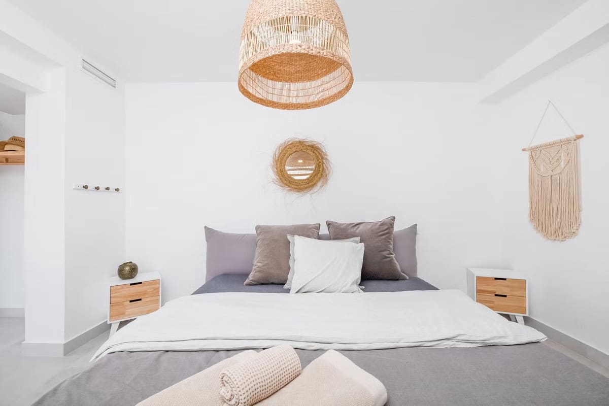 2 bedroom Townhouse for sale in Elviria - € 585,000 (Ref: 9670500)