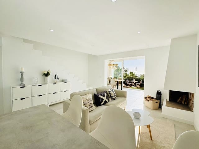 2 chambre Maison de Ville à vendre à Riviera del Sol, Mijas avec piscine - 579 000 € (Ref: 9670507)