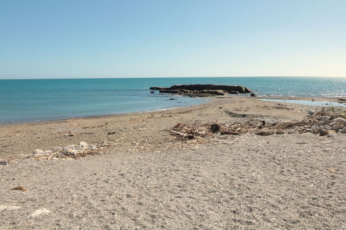 3 Zimmer Villa zu verkaufen in Estepona mit Pool - 569.000 € (Ref: 9670508)