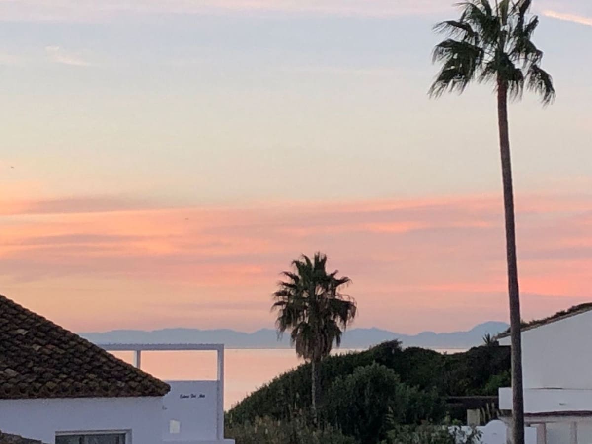 3 Zimmer Villa zu verkaufen in Estepona mit Pool - 569.000 € (Ref: 9670508)