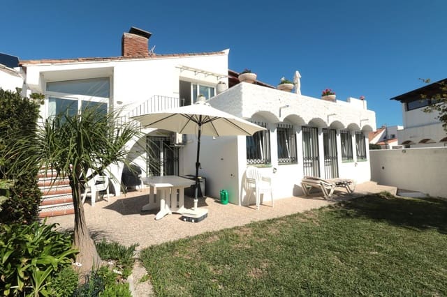 3 Zimmer Villa zu verkaufen in Centro, Estepona mit Pool - 569.000 € (Ref: 9670508)