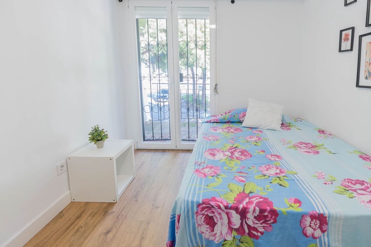 4 bedroom Semi-detached Villa for sale in Calahonda - € 587,000 (Ref: 9670511)