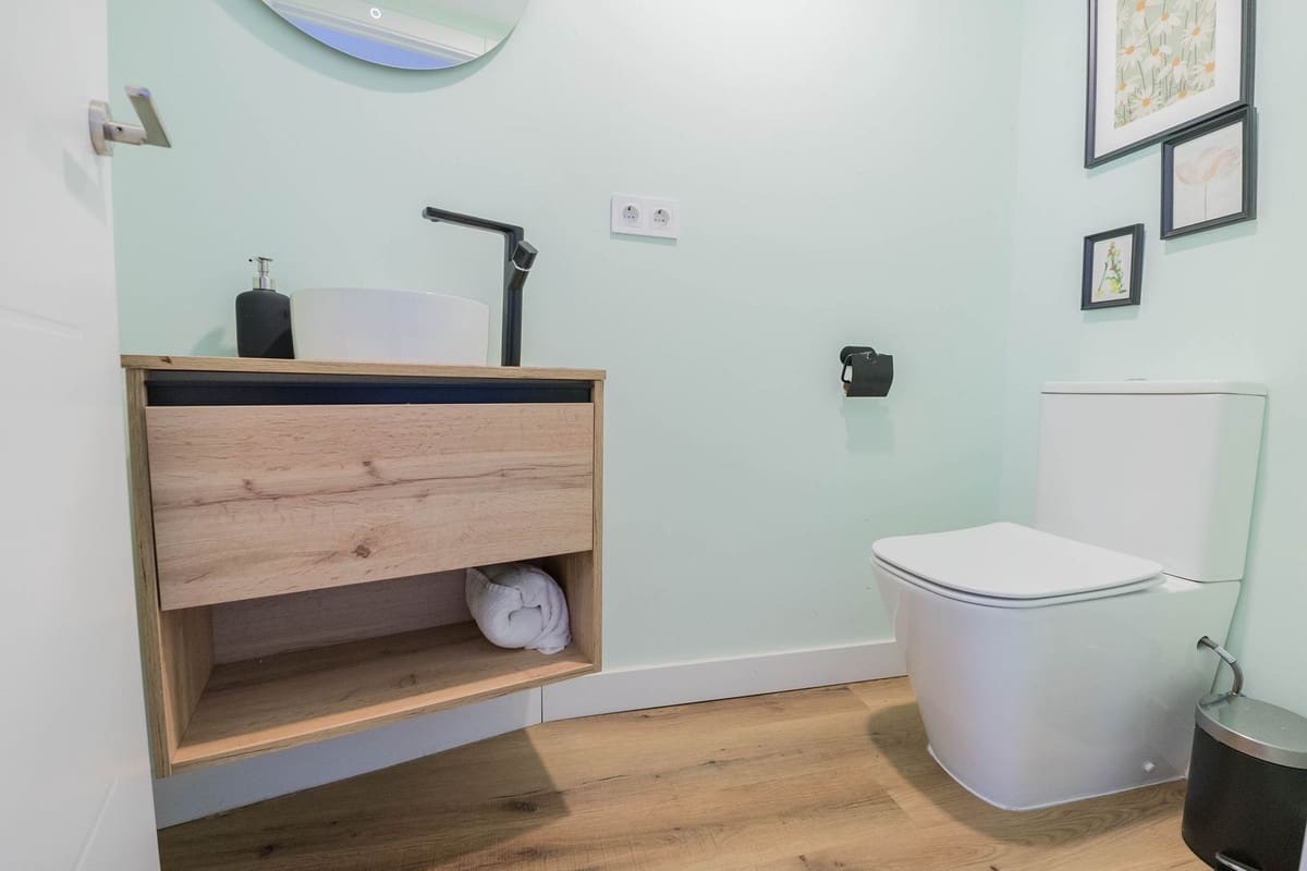 4 bedroom Semi-detached Villa for sale in Calahonda - € 587,000 (Ref: 9670511)